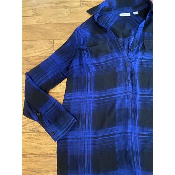 New York & Company womens Blue Plaid Sheer Button-Up collared Blouse size Medium - Picture 3 of 8